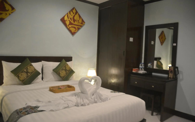Patong Moon Inn Guesthouse
