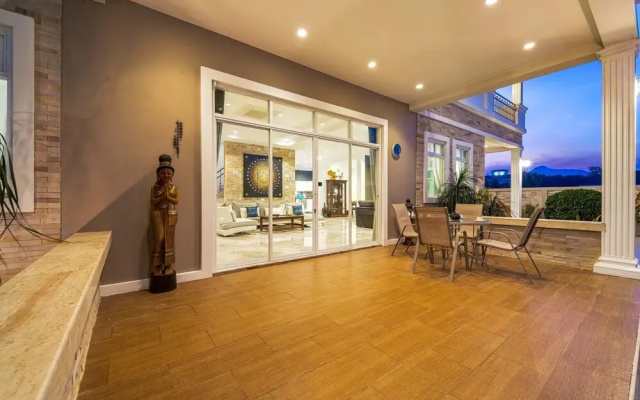 Luxurious 5-Bed Private Pool Villa - PV6