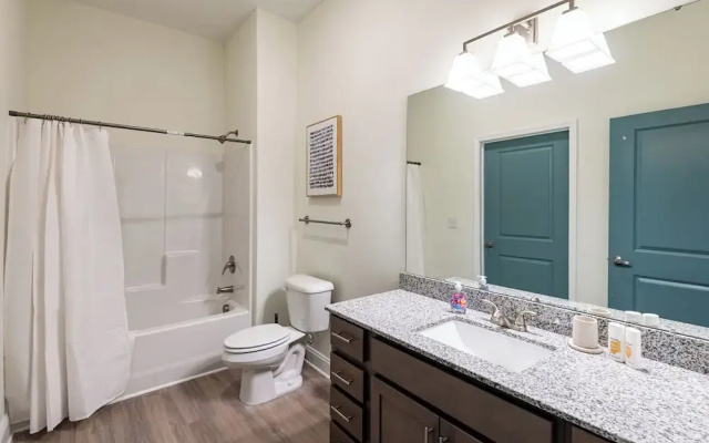 Landing Apartments Leland