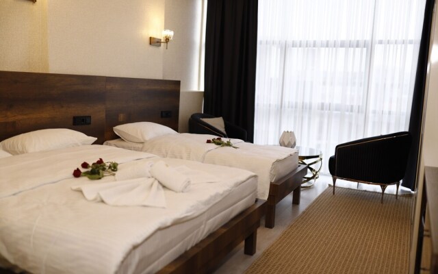 New Konak Hotel