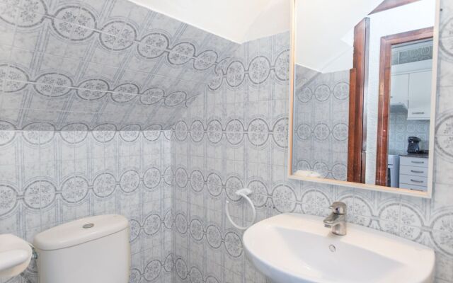 Townhouse with roof terrace 300m Arenal