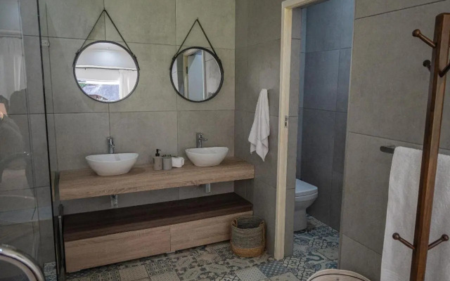 Kelkiewyn Waterkloof Guesthouse