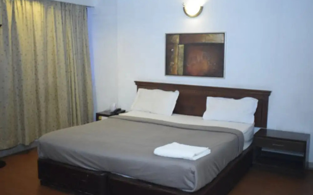 Metro Park Inn