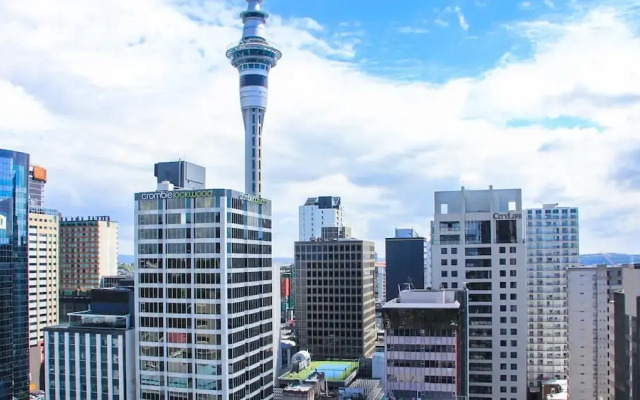 Metropolis 2 Bedroom