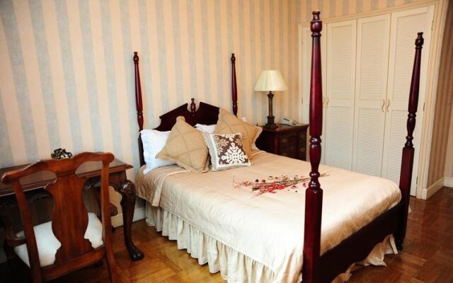 Patina Court All Suite