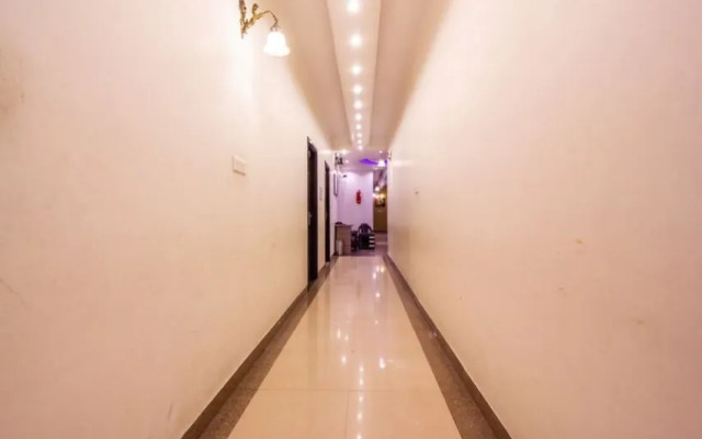 Hotel New SS Residency