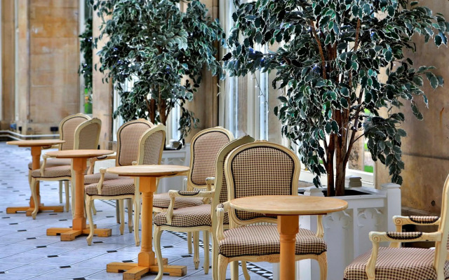 Stoke Rochford Hall