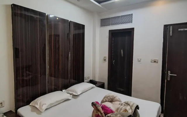 Spot On 43878 Sudarshan