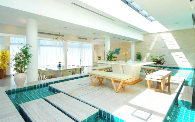 Royal Retreat Villa at Nurai Island