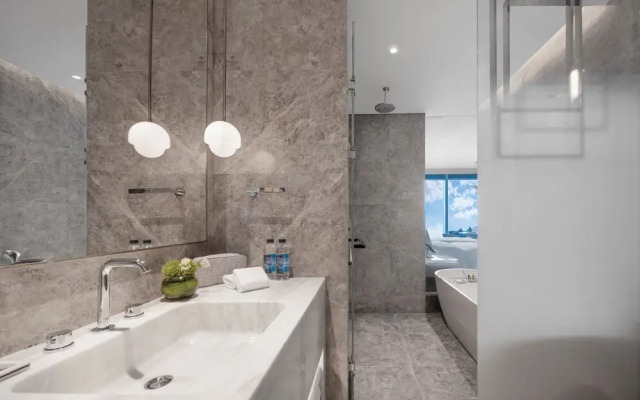 Grand Bay Hotel Chengdu