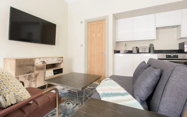 The Soho Loft - Elegant Modern 1bdr in Soho