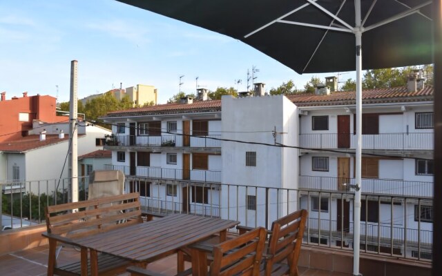 Apartament escoles atic