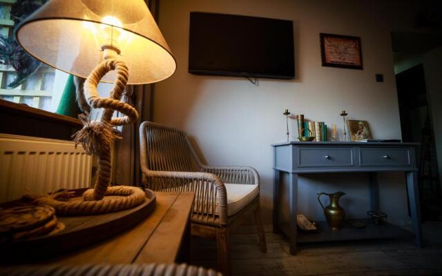 Exquisite 3 room apartment in the heart of thetown