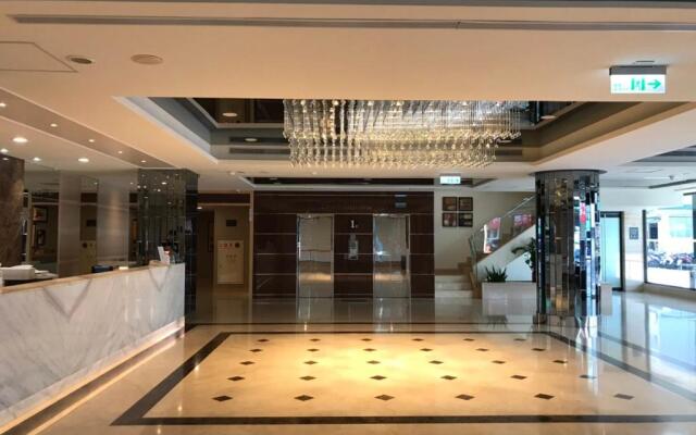 Delton Hotel