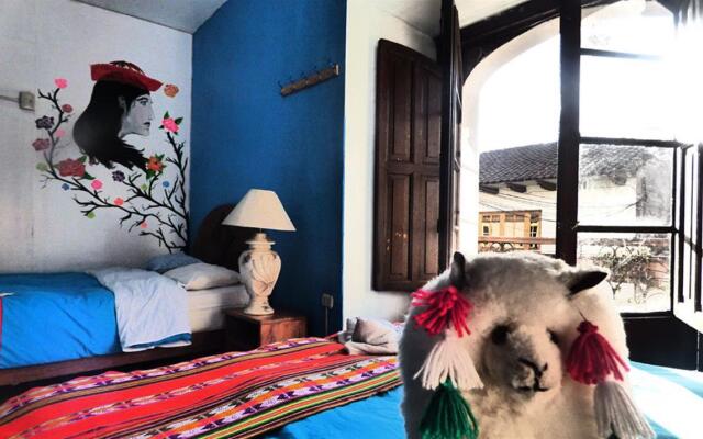 The Grasshopper Hostal Plaza de Armas