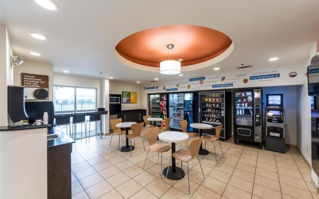 Motel 6 Laredo, TX - Airport