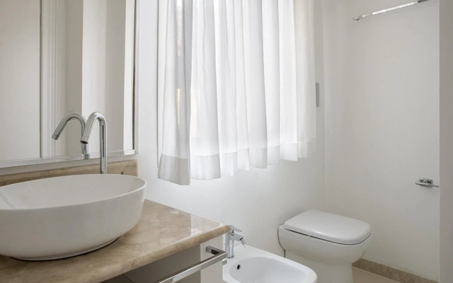 Umberto Apartment With Terrace