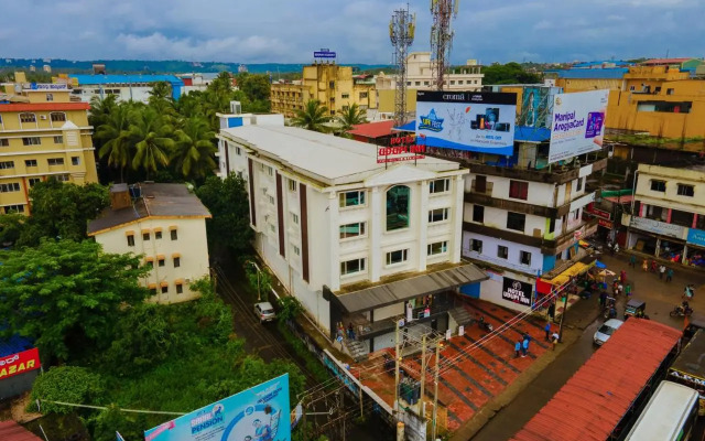Hotel Rukmini Residency