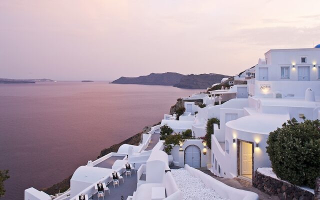 Canaves Oia