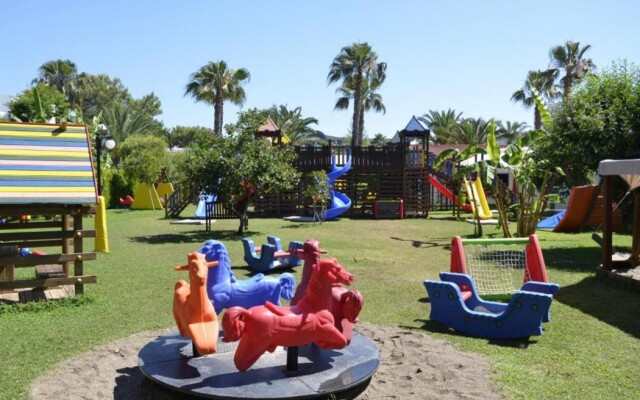 Emelda Sun Club Hotel