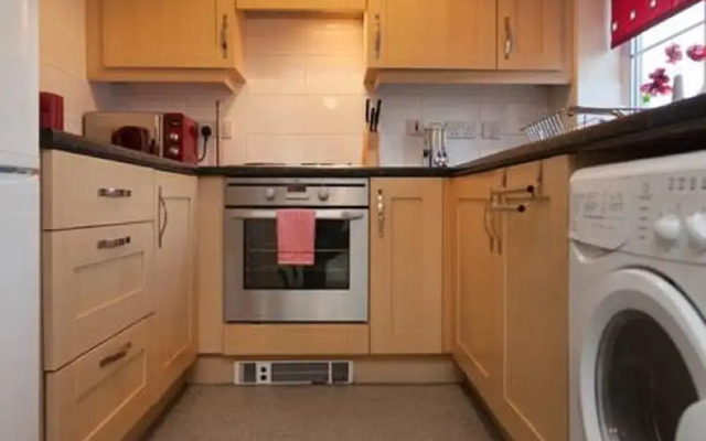 Malsbury Avenue Apartment