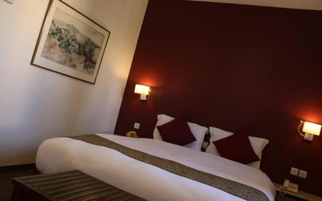 YMCA Three Arches Hotel