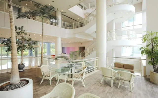 Bloom Hotel