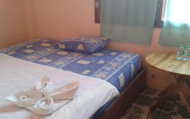 Phoy Lathda Guesthouse