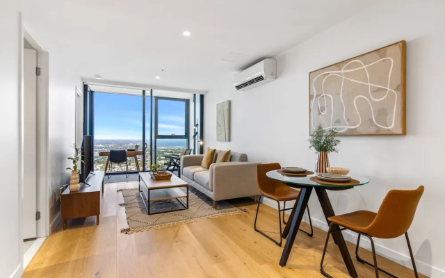 Modern 1-bed in Hip Southbank With Pool & Gym – Guest Rooms – Melbourne