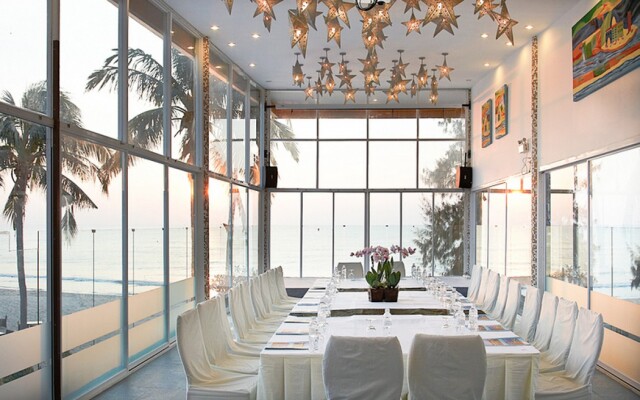Dhevan Dara Beach Villa
