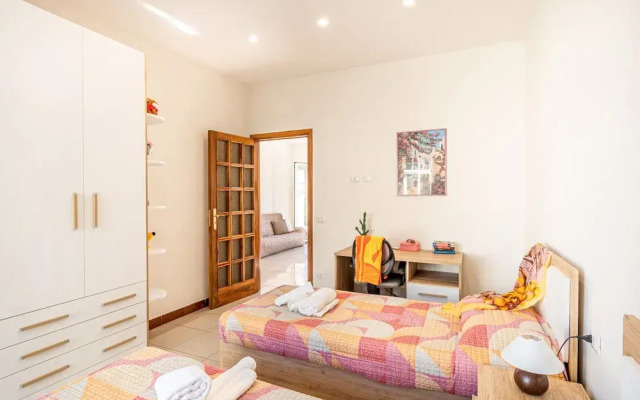 Bright Apartment Private Parking Naples