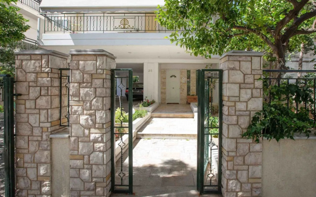Rooftop apt. with great veranda by GHH, Palaio Faliro