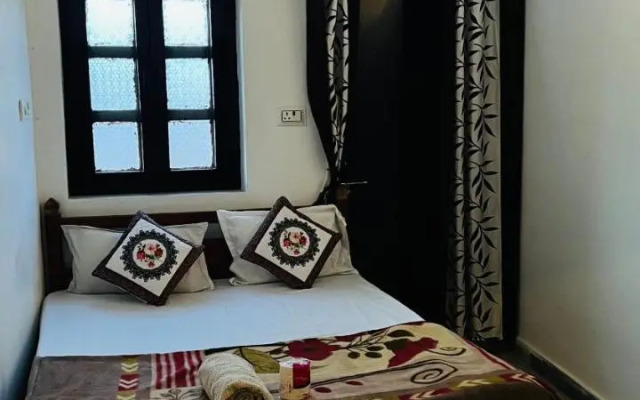 Suri Guest House