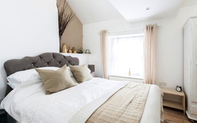 Teachers Cottage