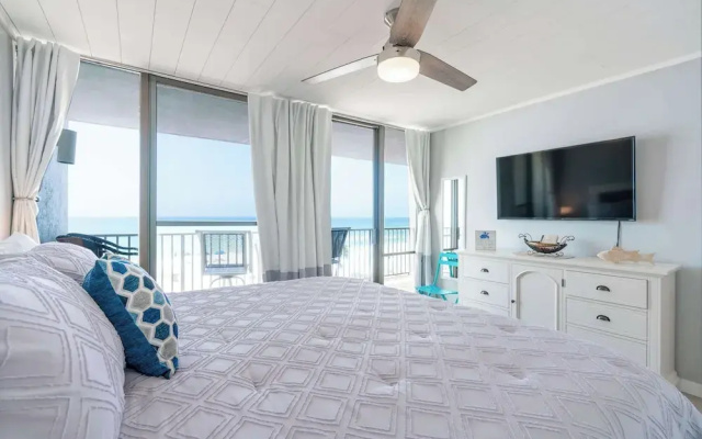 Beachfront Days Ocean View Condo Bliss
