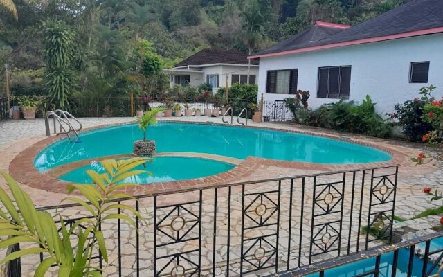 Comfort Kingdom Villa Bed & Breakfast