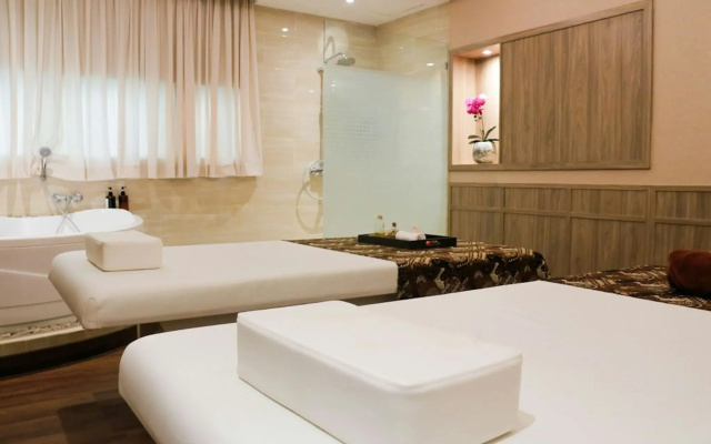 Hotel GranDhika Iskandarsyah