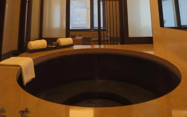 Xian Huaqingyutang Hotel