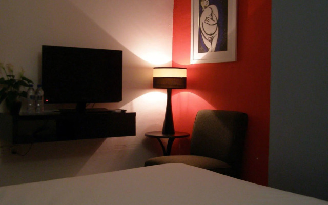 St Hostel
