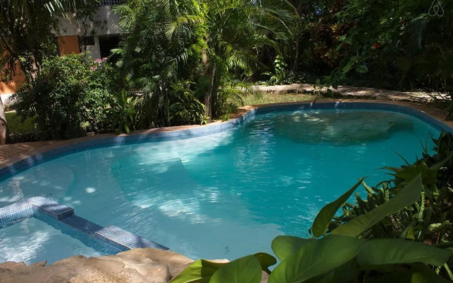 Romaya Condo Hotel