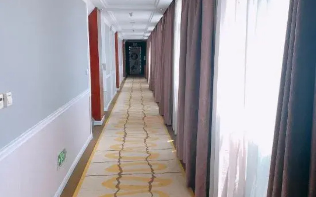 Chongqing Jiayumei Hotel