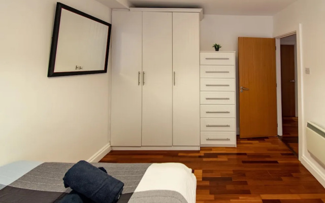 Cozy Modern Bedroom Apartments City L2