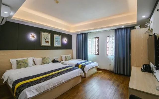 Haikou Xiehou Boutique Homestay (Bell Tower Qilou Old Street Branch) – Guest Rooms – Haikou