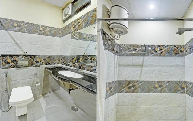 Luxury Stays With Pool Near Akshardham Temple