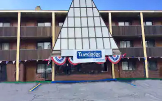 Travelodge by Wyndham Manhasset