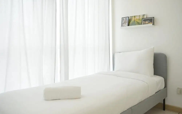 Comfort 2Br Apartment At M-Town Residence