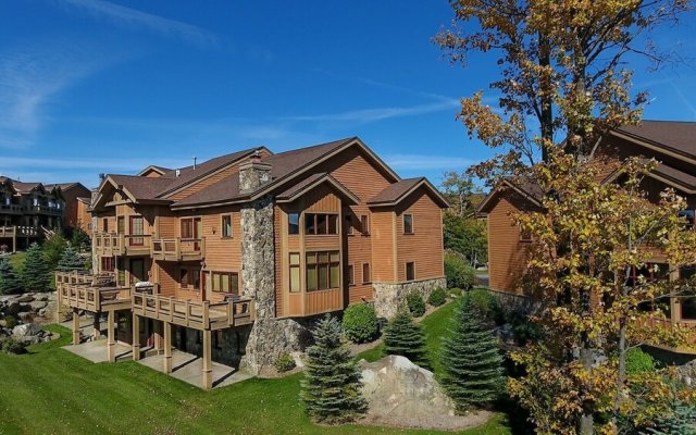 Seven Springs 3 Bedrooms Premium Townhome, Ski In/ski Out 3 Townhouse by Redawning