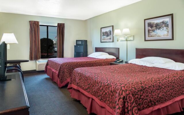 Days Inn Pontoon Beach