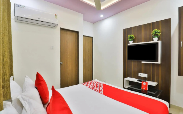 Hotel Navjivan by OYO Rooms