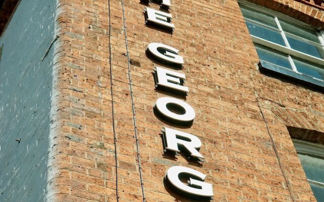 The George Backpackers